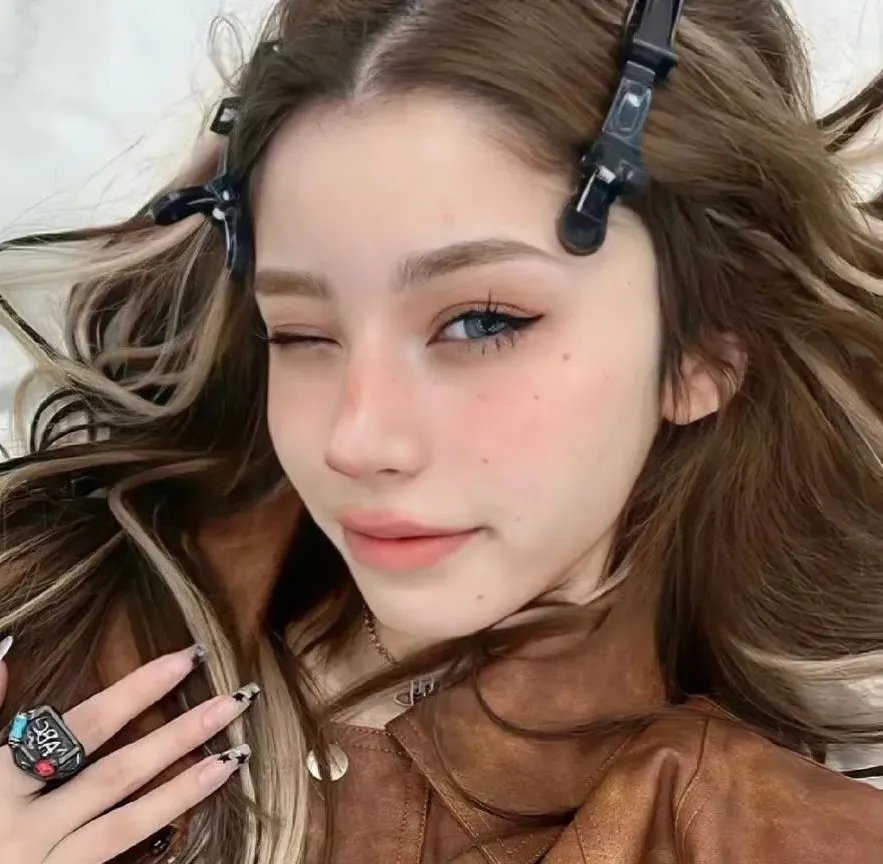 左耳